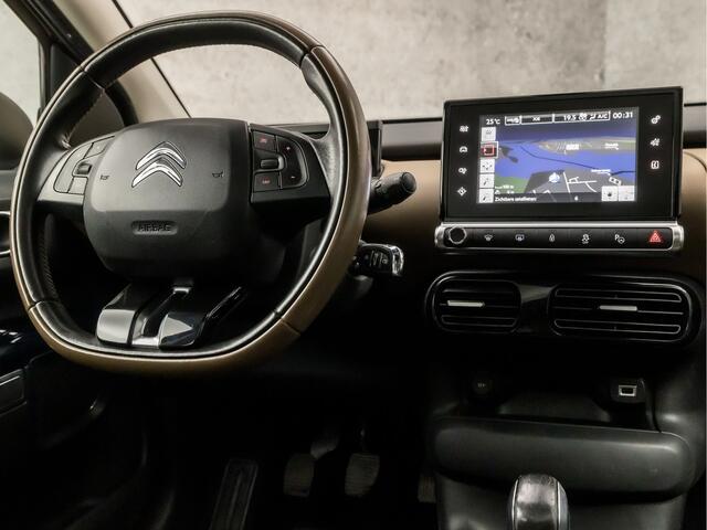 Citroen C4 CACTUS 1.2 PureTech Black Pack (PANORAMADAK, NAVIGATIE, CAMERA, CRUISE, CLIMATE, GETINT GLAS, ARMSTEUN, SPORTSTOELEN, LM VELGEN, PARKEERSENSOREN, TREKHAAK, NIEUWE APK, NIEUWSTAAT)