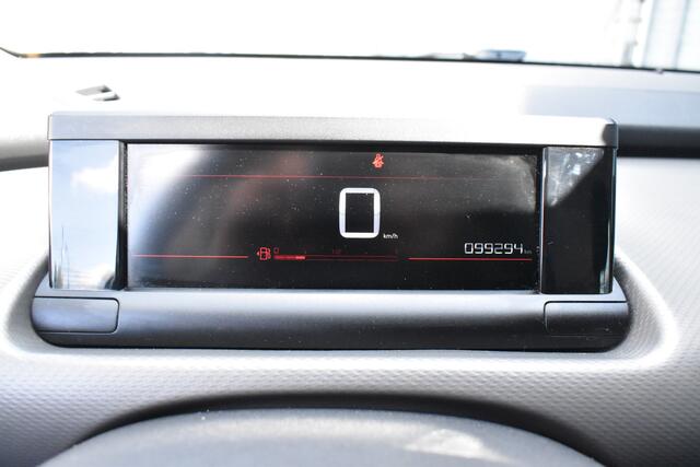 Citroen C4 CACTUS PureTech 110 Shine Navi | Parkeersensoren V + A | Camera | LM Velgen | Apple Carplay | **
