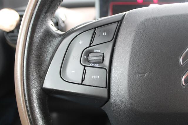 Citroen C4 CACTUS 1.2 PureTech Shine//Navi//Camera!!