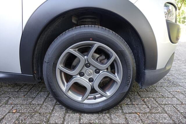 Citroen C4 CACTUS 1.2 PureTech Shine, airco, navigatie, prachtige auto