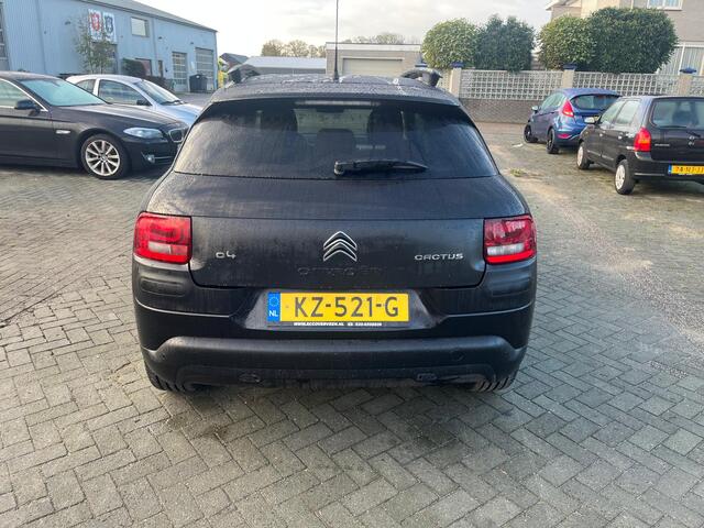 Citroen C4 CACTUS 1.2 PureTech Shine gereviseerd motor nieuwe bak nieuwe banden