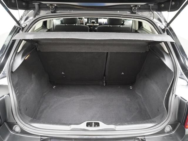 Citroen C4 CACTUS 1.2 PureTech Business Plus Leder/Panodak/Camera/Navi etc.