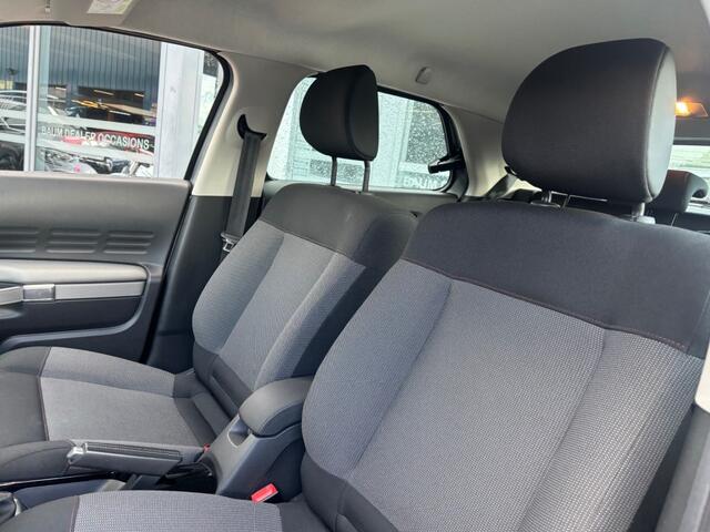 Citroen C4 CACTUS 1.2 PURETECH FEEL PACK AIRCO NAVI CARPLAY PDC