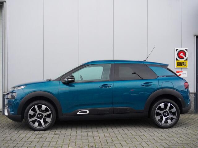 Citroen C4 CACTUS 1.2 PureTech Shine Automaat | Trekhaak | Panoramadak | CarPlay |