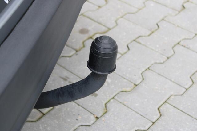 Citroen C4 CACTUS 1.2 PureTech Business | Incl. 12 maanden garantie Trekhaak | Cruise control | Apple carplay/Android auto | Navigatie | Climate control | 100% dealer onderhouden