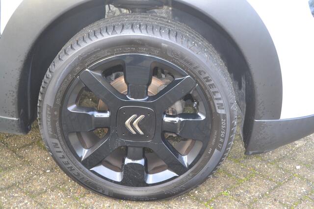 Citroen C4 CACTUS 1.2 PureTech Origins 110PK I NAVIGATIE I COMFORT SEATS I L.M. VELGEN ZWART I PARKEERSENSOREN ACHTER I