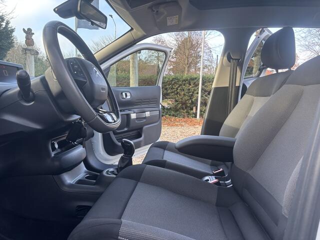 Citroen C4 CACTUS 1.2 PureTech W / Navi. / Climate Control / Camera