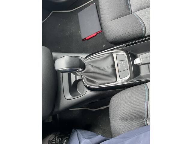 Citroen C4 CACTUS 1.2 PureTech Business Plus / Vol automaat / Cruise / Clima / Pdc / Carplay / Lmv