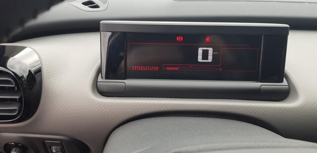 Citroen C4 CACTUS 1.2 PureT. Rip Curl