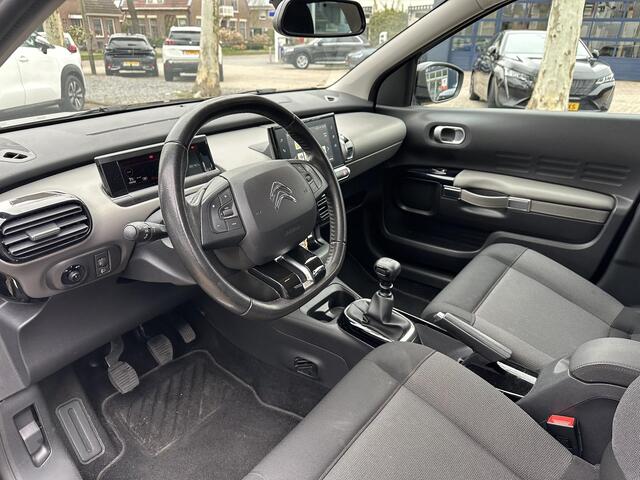Citroen C4 CACTUS 1.2 Turbo 110 PK Business | Complete Uitvoering | Afneembare Trekhaak | Lage Wegenbelasting | Lichtmetalen Velgen | All Season Banden | Navigatie DAB+ Radio | Climate Control | Mistlampen | Parkeersensoren | Digitaal Dashboard | Multimediascherm |