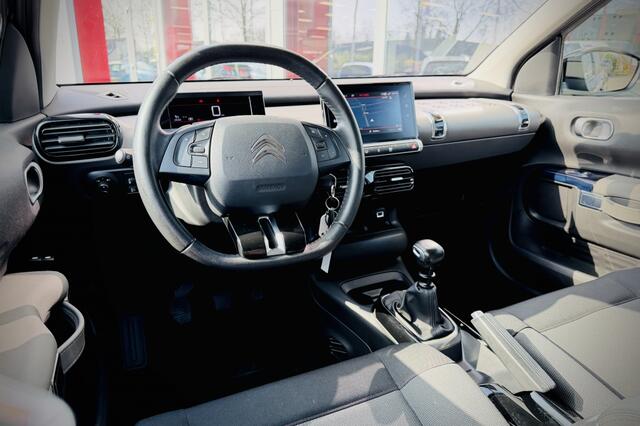 Citroen C4 CACTUS 1.2 110PK Shine | CAMERA | TREKHAAK | CLIMA