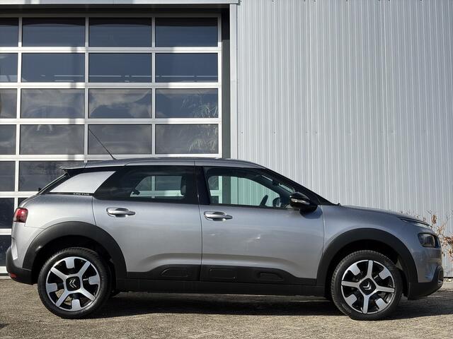 Citroen C4 CACTUS 1.2 PureTech Business 110pk | Apple Carplay/Android Auto | Achteruitrijcamera | Cruise Control | Dab | Navigatiesysteem full map | Parkeersensor achter | Trekhaak | Zeer nette auto!