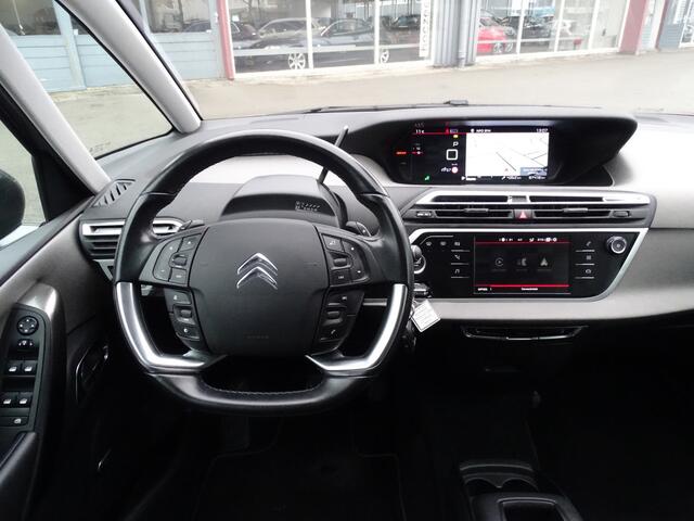 Citroen C4 PICASSO 1.2 PureTech Shine Automaat | Camera | trekhaak