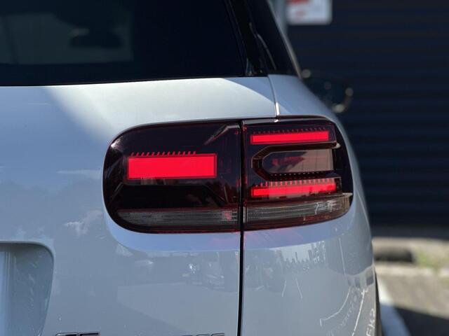 Citroen C5 Aircross 1.2 Hybrid 136 ë-Series | Trekhaak | Comfort Stoelen | Navigatie | Climate Control | Cruise Control | Full LED | Parkeercamera/-sensoren | DAB | Keyless Entry/Start | PHC vering |