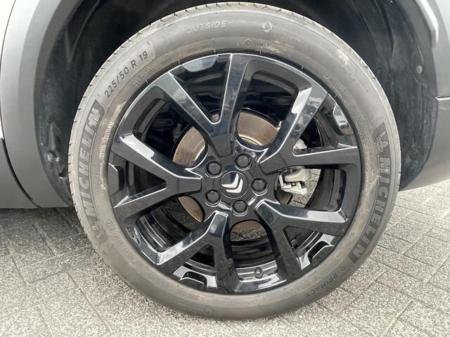 Citroen C5 Aircross 180pk Plug-in Hybrid Max (Elektrische klep - 360gr Camera - 19"Zwarte velgen - LED - Adaptieve Cruise Controle - Keyless Entry - Automatische Airco - Leer/Alcantara)