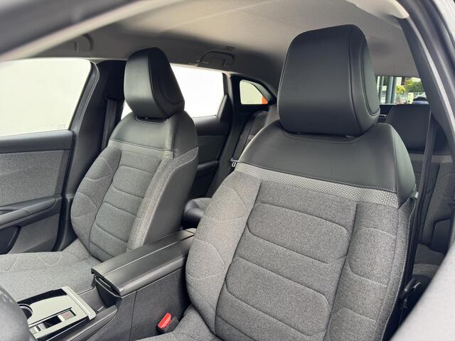 Citroen C5 X 1.6 Plug-in Hybrid 225 Feel | Camera | AD cruise | Carplay | Prijs is rijklaar