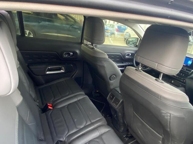 Citroen C5 Aircross 1.6 Plug-in Hybrid 225 Shine Automaat | Parkeersensoren | Achteruitrij camera | Voorstoelen verwarmd | Navigatie