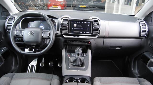 Citroen C5 Aircross 1.2 PureTech Shine \\ Apple carplay