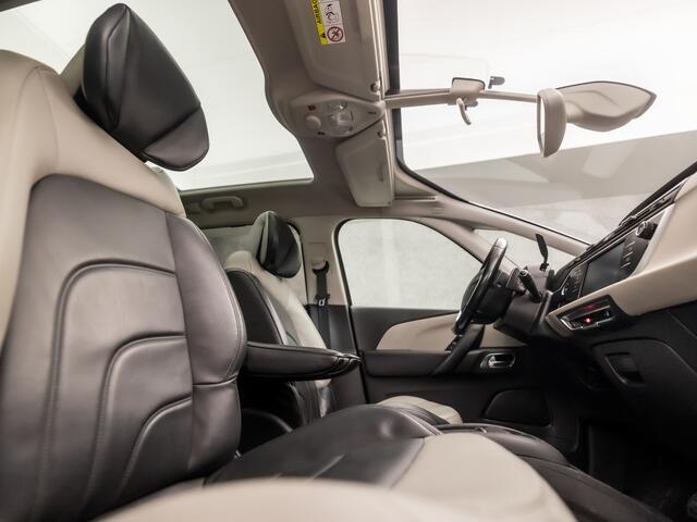 Citroen GRAND C4 PICASSO 1.2 PureTech Deluxe 7 Peroons Automaat (PANORAMADAK, APPLE CARPLAY, GROOT NAVI, CAMERA, XENON, LEDER, MEMORY SEATS, STOELVERWARMING, GETINT GLAS, MASSAGE, NIEUWE APK, NIEUWSTAAT)