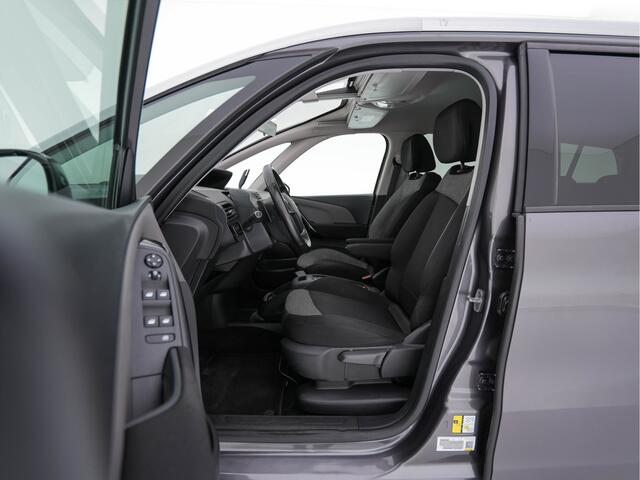 Citroen GRAND C4 PICASSO 1.2 PureTech Business [ 7-Pers ] Aut. *PANO-WINDOW | NAVI-FULLMAP | DIGI-COCKPIT | KEYLESS | CAMERA | COMFORT-SEATS | ECC | PDC | CRUISE | TOWBAR | PRIVACY-GLASS | SHIFT-PADDLES | 17''ALU*