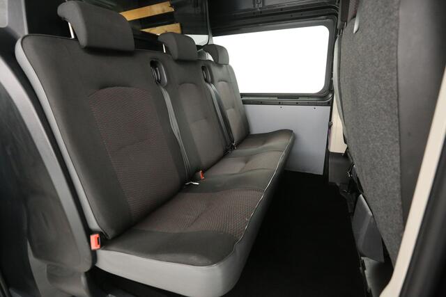 Citroen JUMPER 30 2.2 BlueHDi L2H2 | DC | 6-Zits | Airco | Camera | Cruise | 2500kg | Trekh. | Navigatie