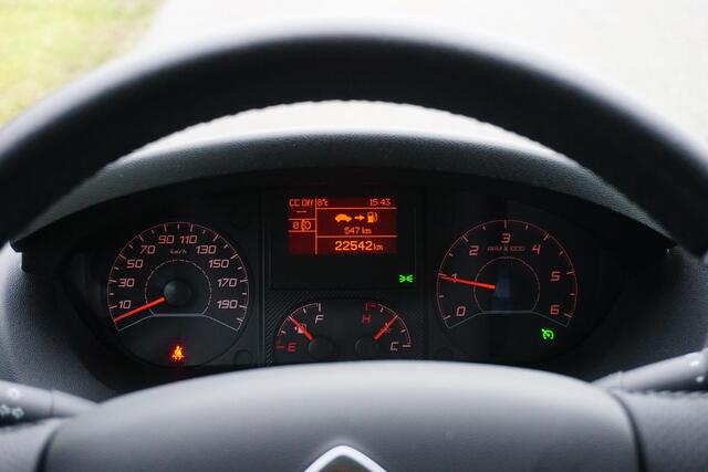 Citroen JUMPER 2.2 BlueHDi 165 L4H2 Zwaar 3.5t 1e eigenaar |Topstaat |165 pk |Camera |Cruise |Navi |Climate control |2e airbag |Carplay |Bluetooth |Betimmering |Lederen stuurwiel |3500 KG