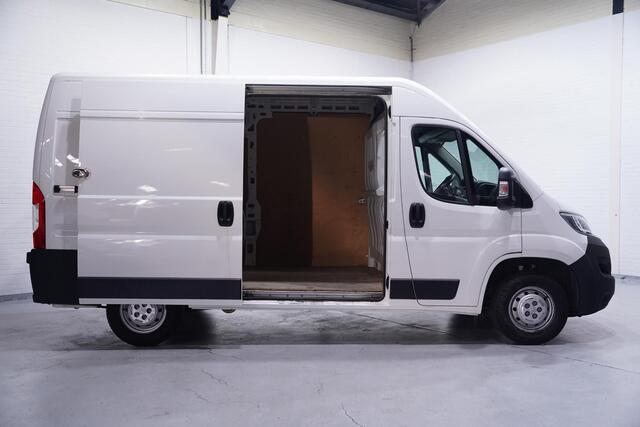 Citroen JUMPER 2.0 BlueHDi 130 pk L2H2 Airco Cruise control, PDC achter, Slechts 83 dkm, 3-Zits