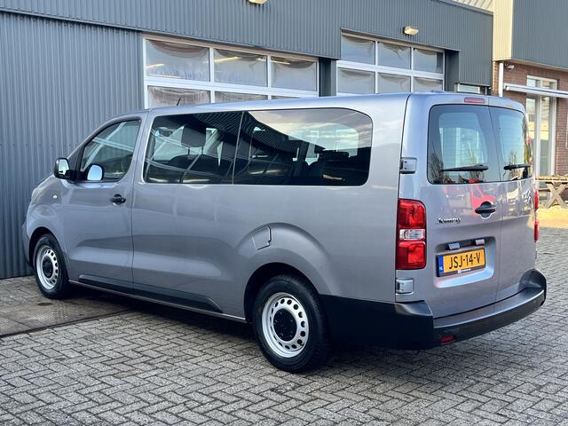 Citroen JUMPY 1.5 BlueHDi XL Marge BTW en BPM vrij!! Airco Cruise controle Trekhaak 2500kg Navigatiesysteem Personenvervoer 8-Persoons Parkeerhulp achter Apple carplay 1e eigenaar Euro 6 Bpm en Btw vrij voor particulier