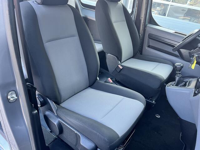 Citroen JUMPY 1.5 BlueHDi XL Marge BTW en BPM vrij!! Airco Cruise controle Trekhaak 2500kg Navigatiesysteem Personenvervoer 8-Persoons Parkeerhulp achter Apple carplay 1e eigenaar Euro 6 Bpm en Btw vrij voor particulier