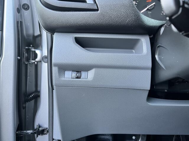 Citroen JUMPY 1.5 BleuHDi XL Marge BTW en BPM vrij!! Airco Cruise controle Trekhaak 2500kg Navigatiesysteem Personenvervoer 8-Persoons Parkeerhulp achter Apple carplay 1e eigenaar Euro 6 Bpm en Btw vrij voor particulier