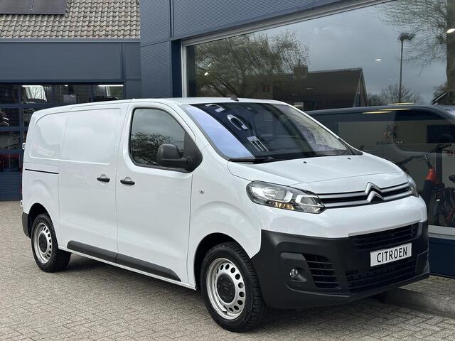Citroen JUMPY 2.0 BlueHDI 145 PK L2 Club | Automaat | Zakelijk BPM Vrij | 3-Zits | Slechts 10.370 KM | Navigatie | Airco | Volledige Betimmering Laadruimte | Adaptieve Cruise Control | Dode Hoek Detectie | Apple Carplay & Android Auto | DAB+ Radio | Mistlampen | Parkee