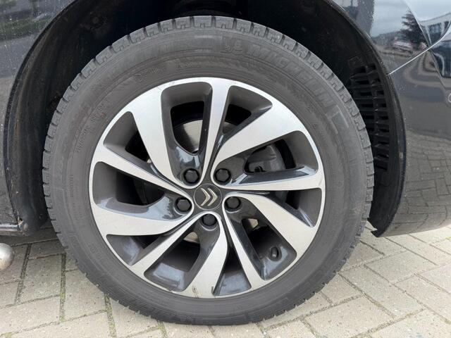 Citroen JUMPY 2.0 BlueHDI 180PK autom 99dkm, laadlift â¬270pm