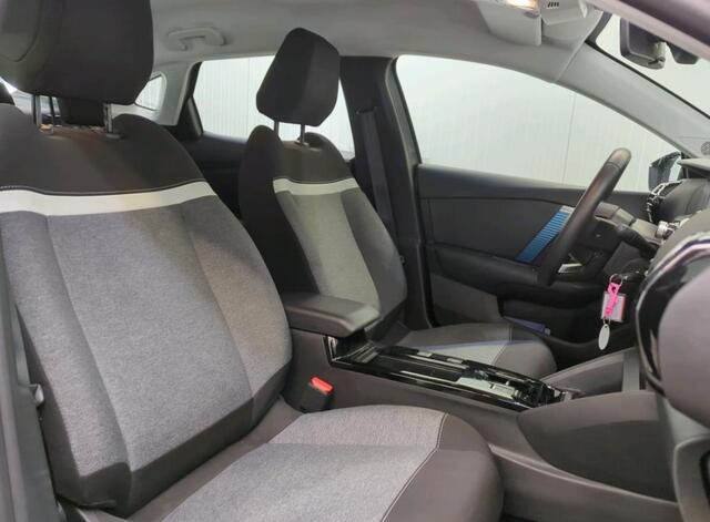 Citroen ë-C4 X Feel 50 kWh (136 PK) 1e-Eig. & Keurig-Onderh. BOVAG-Garantie. NL-Auto.