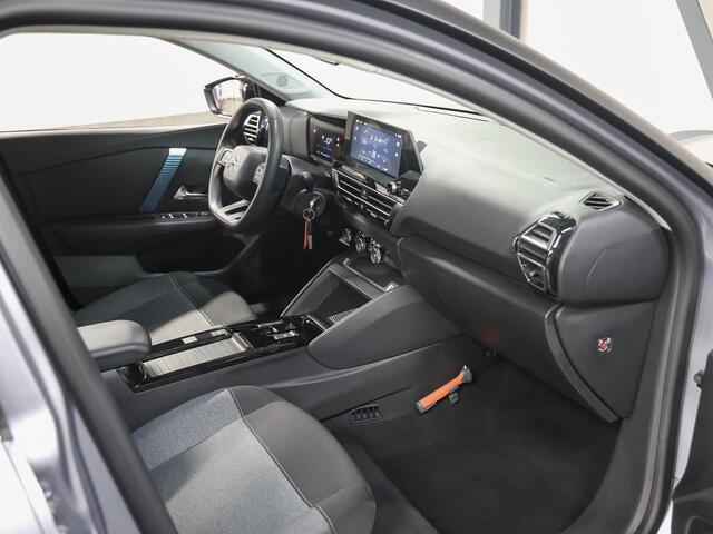 Citroen ë-C4 Live 50 kWh 136PK | 1ste eigenaar | ACCURAPPORT 92% | AppleCarplay/Android Auto | Climate Control | Cruise Control | FASE 3 | Parkeersensoren | Isofix | Armsteun | Parkeersensoren |