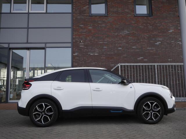 Citroen ë-C4 Shine 50 kWh | Head up display | Adaptieve cruise control | Achteruitrijcamera | Climate control | 18 inch Lichtmetalen velgen | Extra getint glas