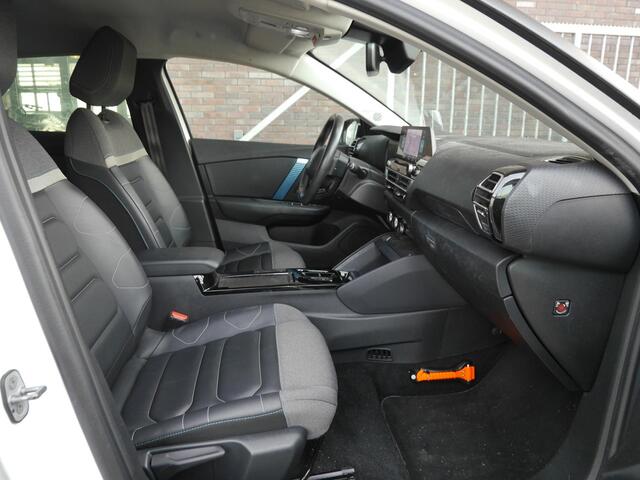 Citroen ë-C4 Shine 50 kWh | Head up display | Adaptieve cruise control | Achteruitrijcamera | Climate control | 18 inch Lichtmetalen velgen | Extra getint glas