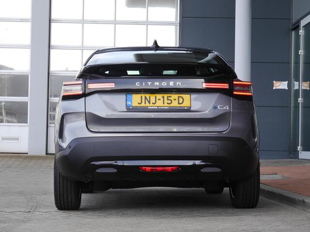 Citroen ë-C4 Business 156pk Extended range 54 kWh | Nieuwe auto | Navigatie | Achteruitrijcamera | Climate control | Stoelverwarming | Adaptive cruise control| 18 inch lichtmetalen velgen