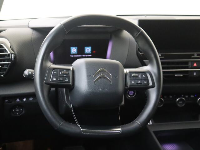 Citroen ë-C4 Shine 50 kWh I AUTOMAAT I NAVIGATIE I ACHTERUITRIJCAMERA I PARKEERSENSOREN VOOR EN ACHTER I KEYLESS ENTRY I HEAD-UP DISPLAY I VERWARMD STUURWIEL I