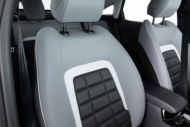 Citroen ë-C4 Max 156pk Extended range 54 kWh *SOH 96%* LEDER | Full LED *GOEDE VRIJDAG + 2e PAASDAG OPEN!*