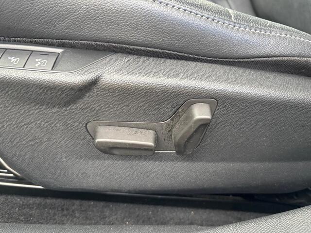 Citroen ë-C4 Shine 50 kWh | Zeer compleet! | Rijklaar geleverd incl 12 maanden BOVAG garantie! |