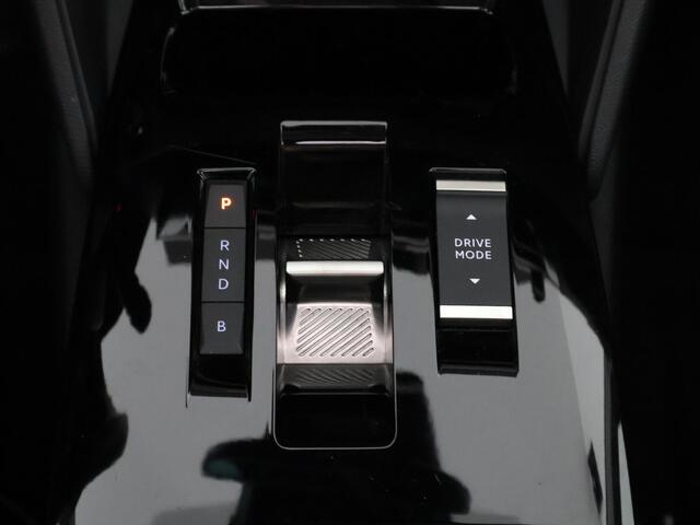 Citroen ë-C4 X Max 54 kWh LONG RANGE | 97% SOH | Schuif-/Kanteldak | Navigatie | Leder | Camera |