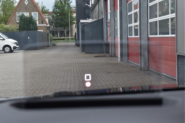 Citroen ë-C4 Feel 50 kWh Head up, Virtual cockpit, Adaptive cruise, 360", Stuur/Stoelverwarming