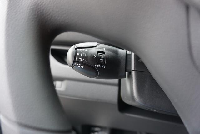 Citroen ë-Jumpy L2H1 M 50 kWh 136pk Airco Cruise control 3-zits Parkeersensoren