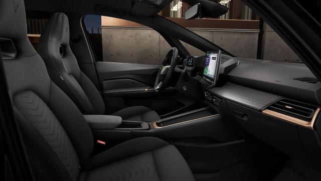 Cupra Born Business 58 kWh Camera / Sportstoelen / ACC