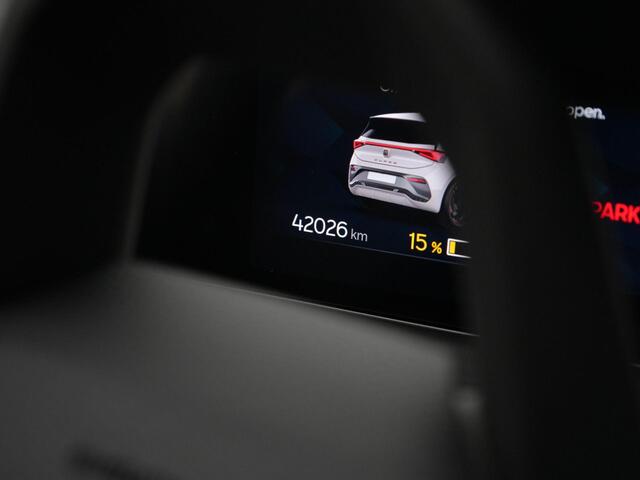 Cupra Born Copper Edition 62 kWh 204 pk | Panoramadak | Adaptief sportonderstel | Stuur-/stoelverwarming | Head-up display | Achteruitrijcamera