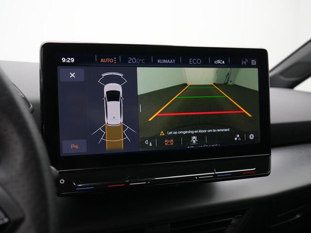 Cupra Born Performance 82 kWh 231 pk eBoost | Navigatie 12 inch | Achteruitrijcamera | Adaptive Cruise | Sportonderstel