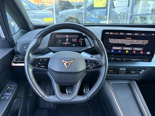 Cupra Born Performance One 62 kWh Elektrische bestuurderstoel / Kuipstoelen / Camera