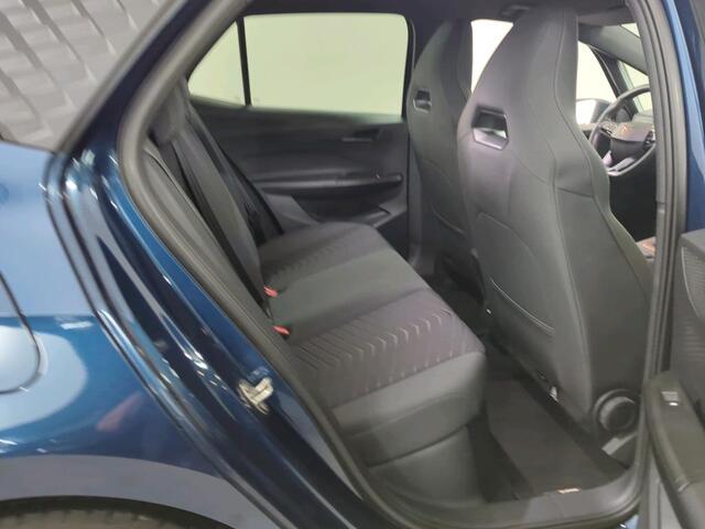 Cupra Born Essential 62 kWh 204PK / Navigatie / App-connect / Cruise control / Parkeersensoren V+A / 19'' LMV