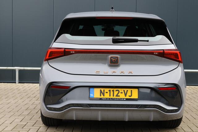 Cupra Born Business One 62 kWh | Stoelverwarming | Camera | Adaptieve Cruise Control | Sportstoelen