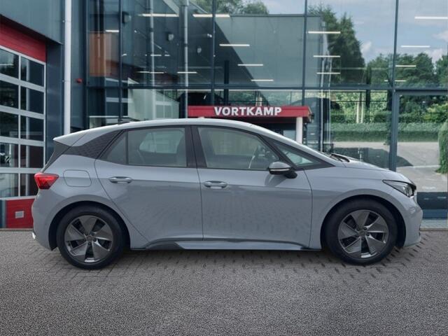 Cupra Born 62 kWh 360CAMERA/STOEL+STUURVERW/CRUISE/NAVI/CARPLAY